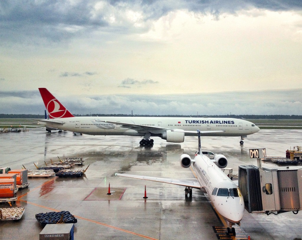 Turkish 777-300ER at IAH
